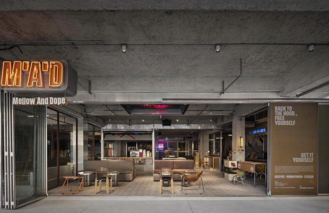 工業(yè)風(fēng)酒吧裝修效果圖，粗獷又精致！