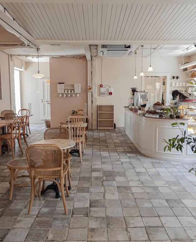 甜品店設計:韓式奶油風烘焙空間治愈且優(yōu)雅