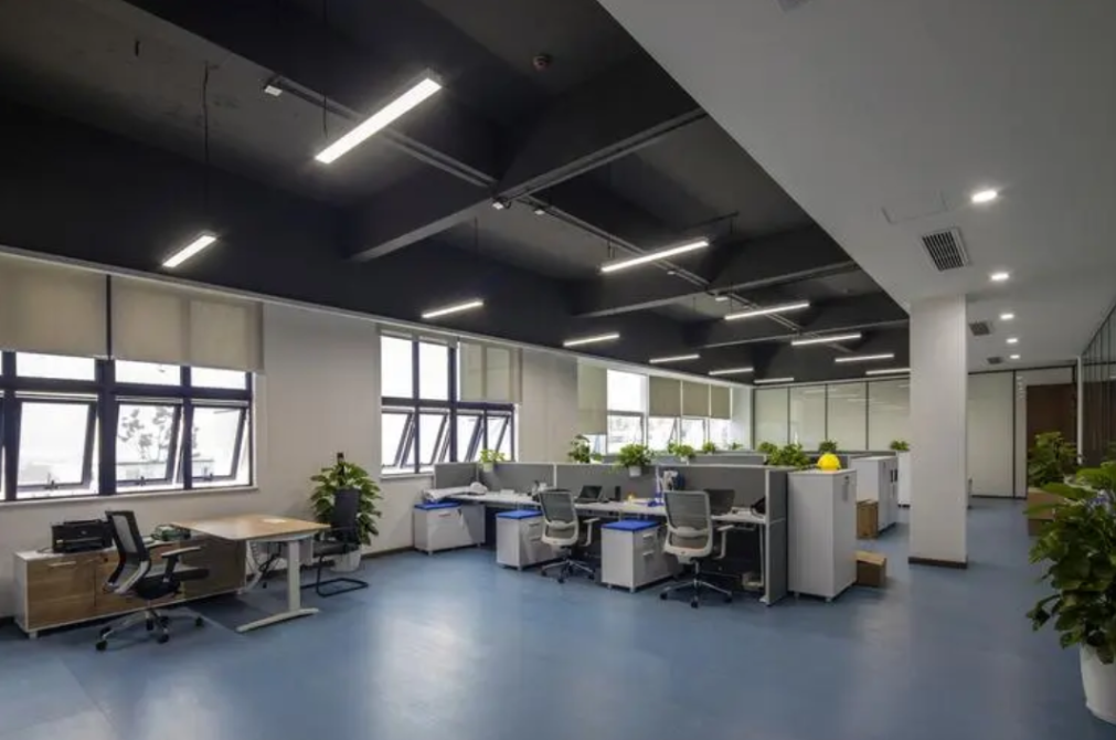 <a href=http://www.kthgs.com target=_blank class=infotextkey>辦公室裝修</a>.png