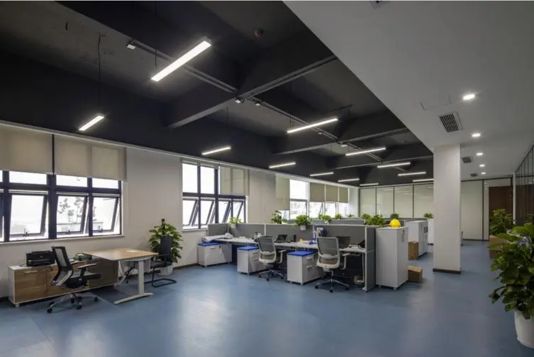 <a href=http://www.kthgs.com target=_blank class=infotextkey>辦公室裝修</a>.png