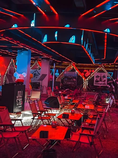 <a href=http://www.kthgs.com/yulezhuanqu/yulezhuanquliebiao/ target=_blank class=infotextkey>重慶酒吧裝修</a>價格